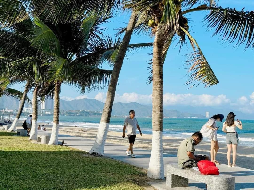 Beachfront Scenia Bay Apartment Nha Trang Eksteriør bilde