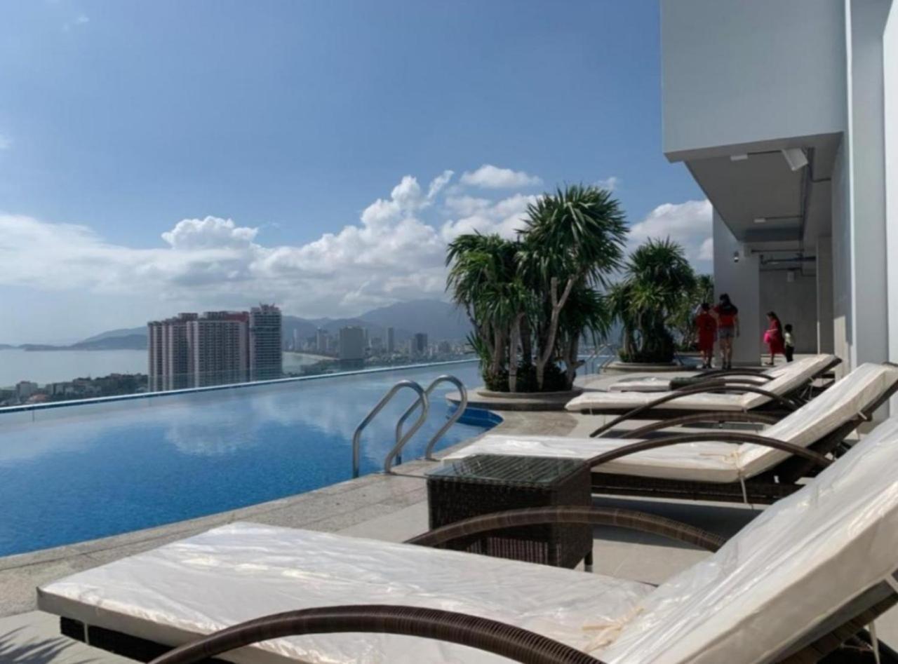 Beachfront Scenia Bay Apartment Nha Trang Eksteriør bilde
